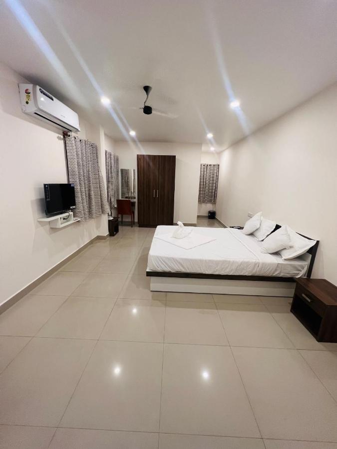 Heres Haut Residency Kochi ภายนอก รูปภาพ