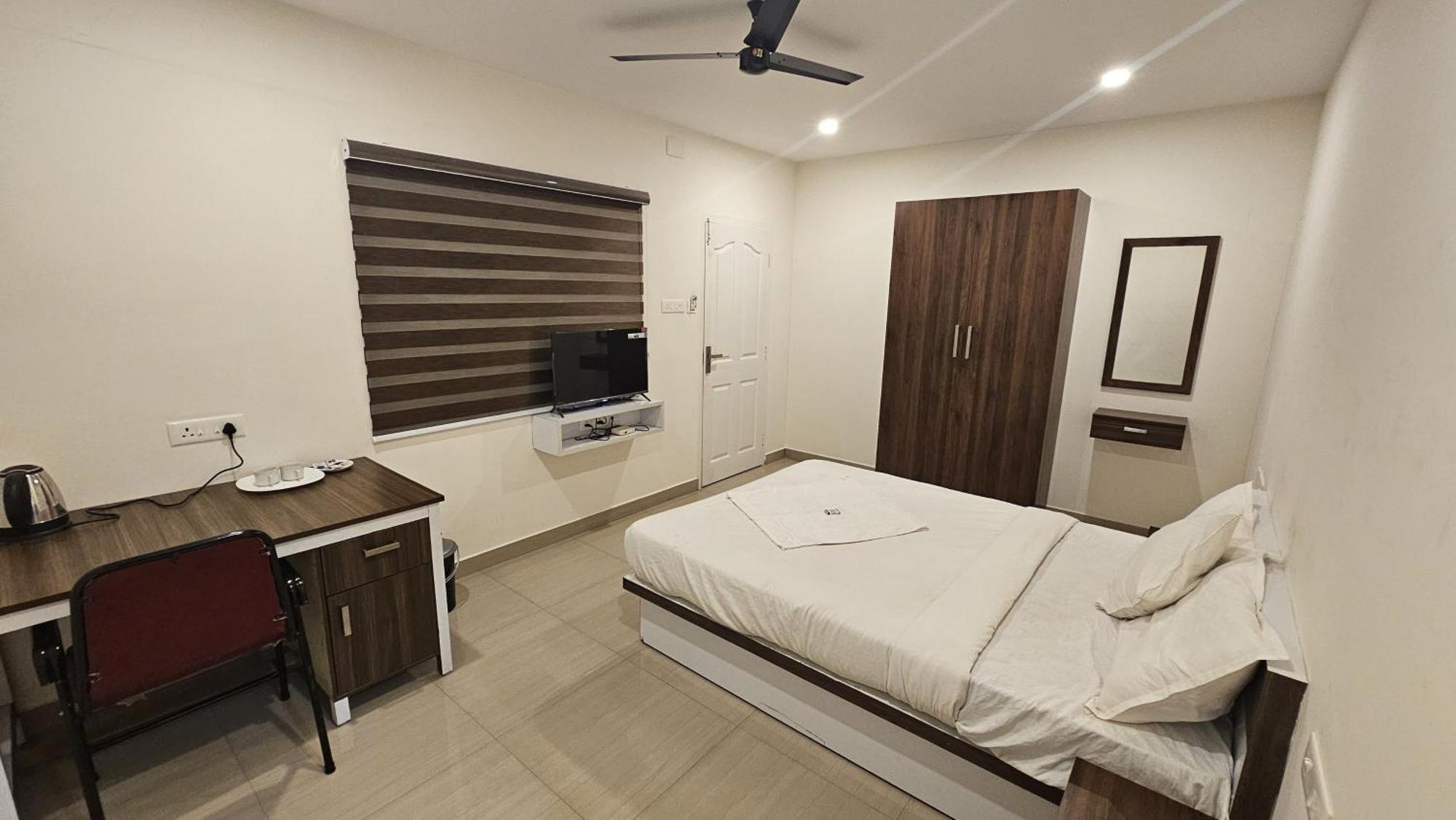 Heres Haut Residency Kochi ภายนอก รูปภาพ