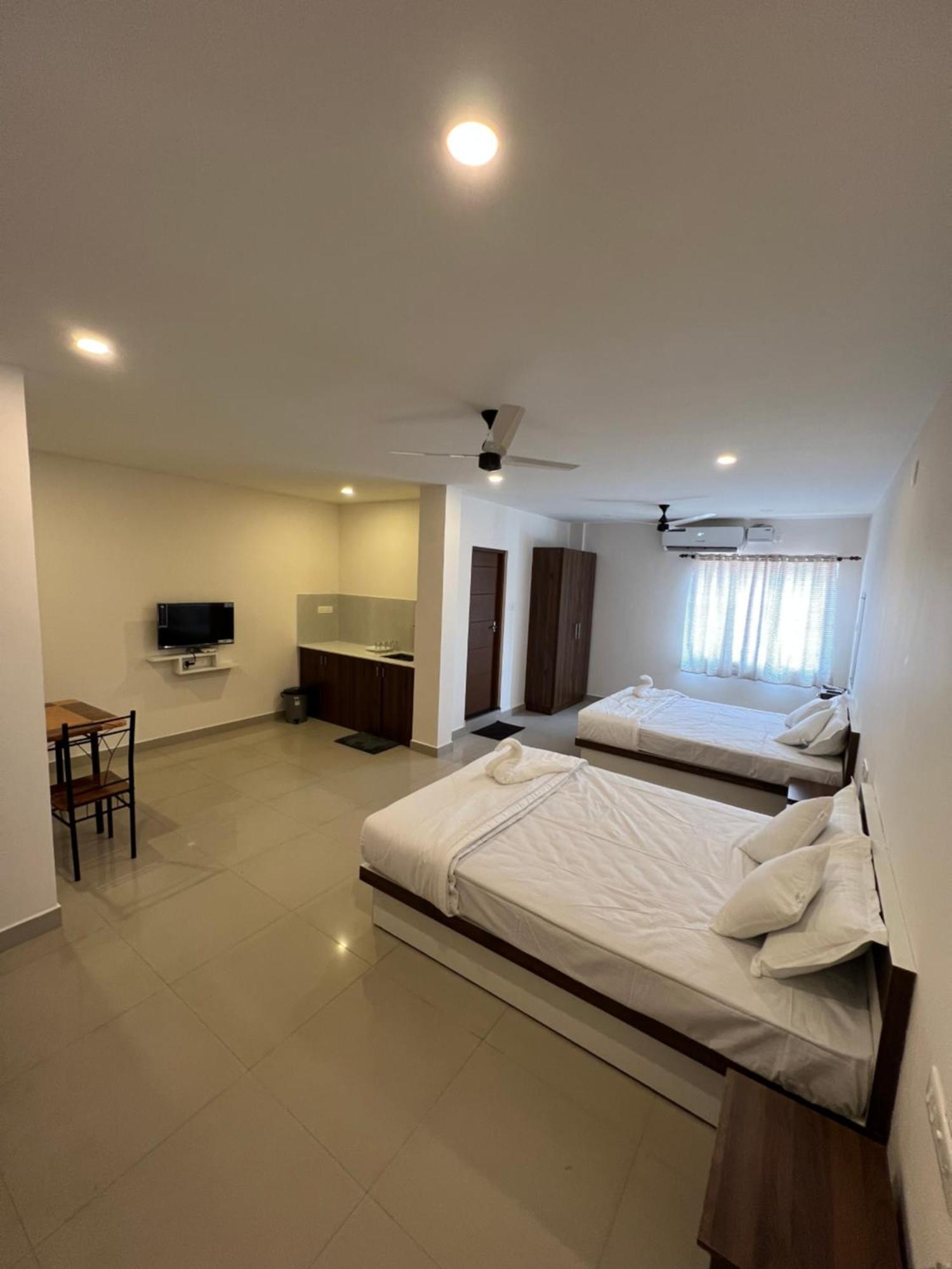 Heres Haut Residency Kochi ภายนอก รูปภาพ