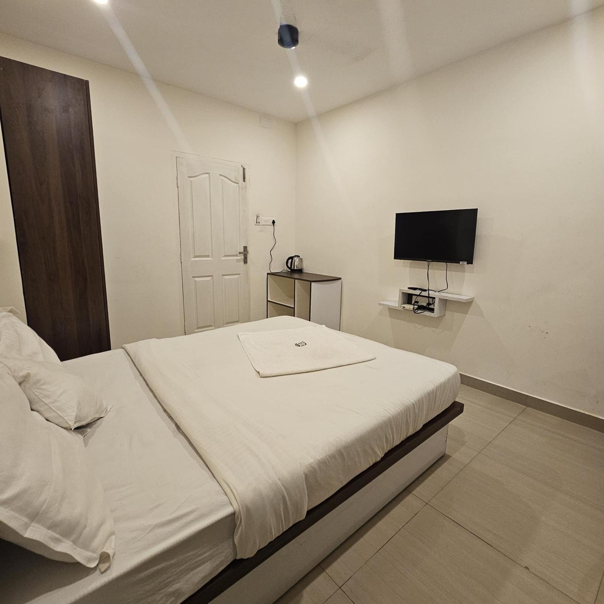 Heres Haut Residency Kochi ภายนอก รูปภาพ
