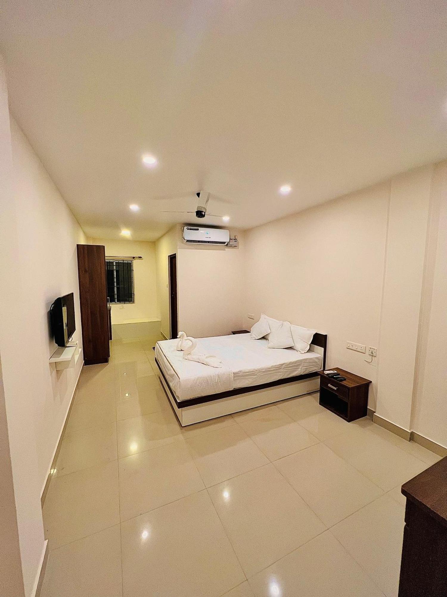Heres Haut Residency Kochi ภายนอก รูปภาพ