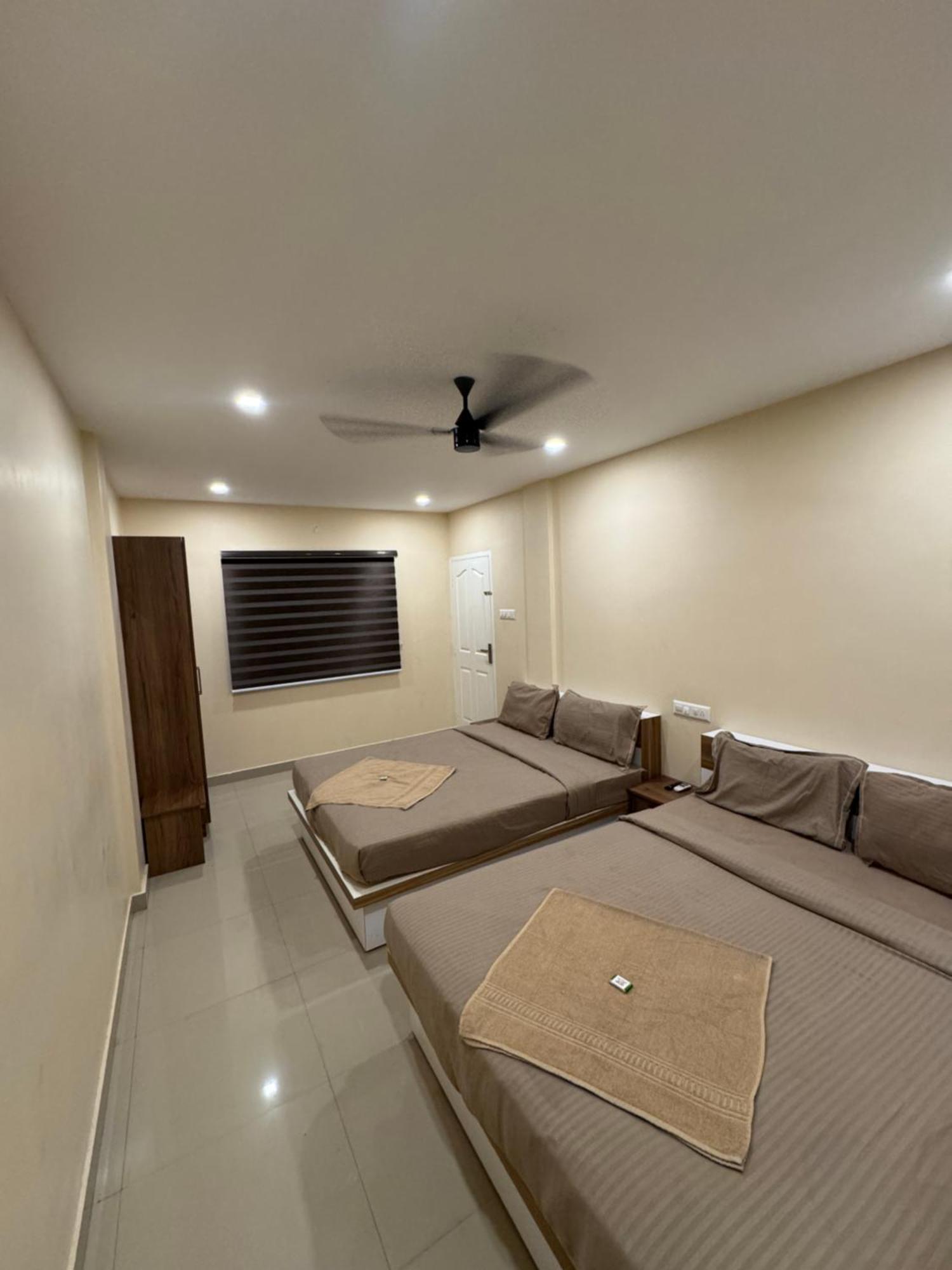 Heres Haut Residency Kochi ภายนอก รูปภาพ