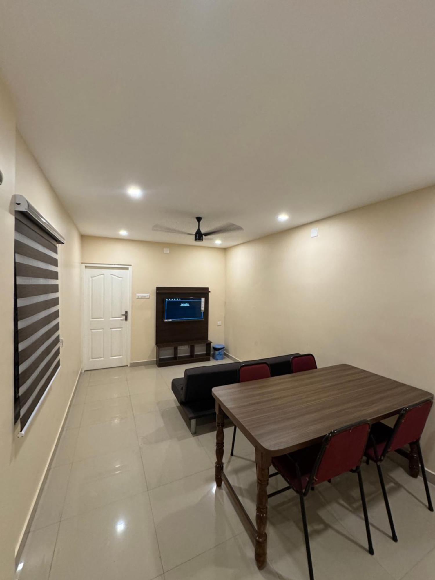 Heres Haut Residency Kochi ภายนอก รูปภาพ