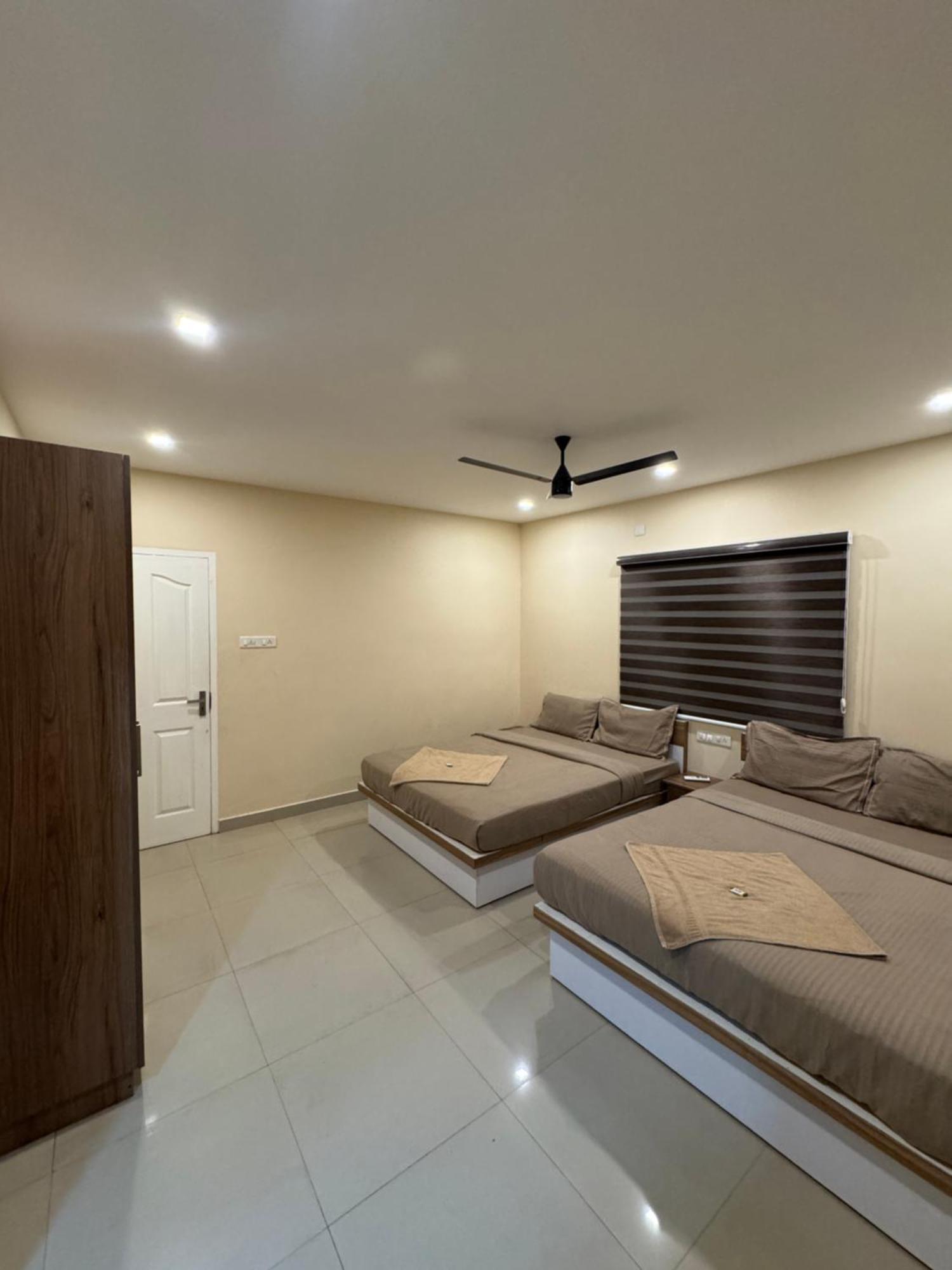 Heres Haut Residency Kochi ภายนอก รูปภาพ